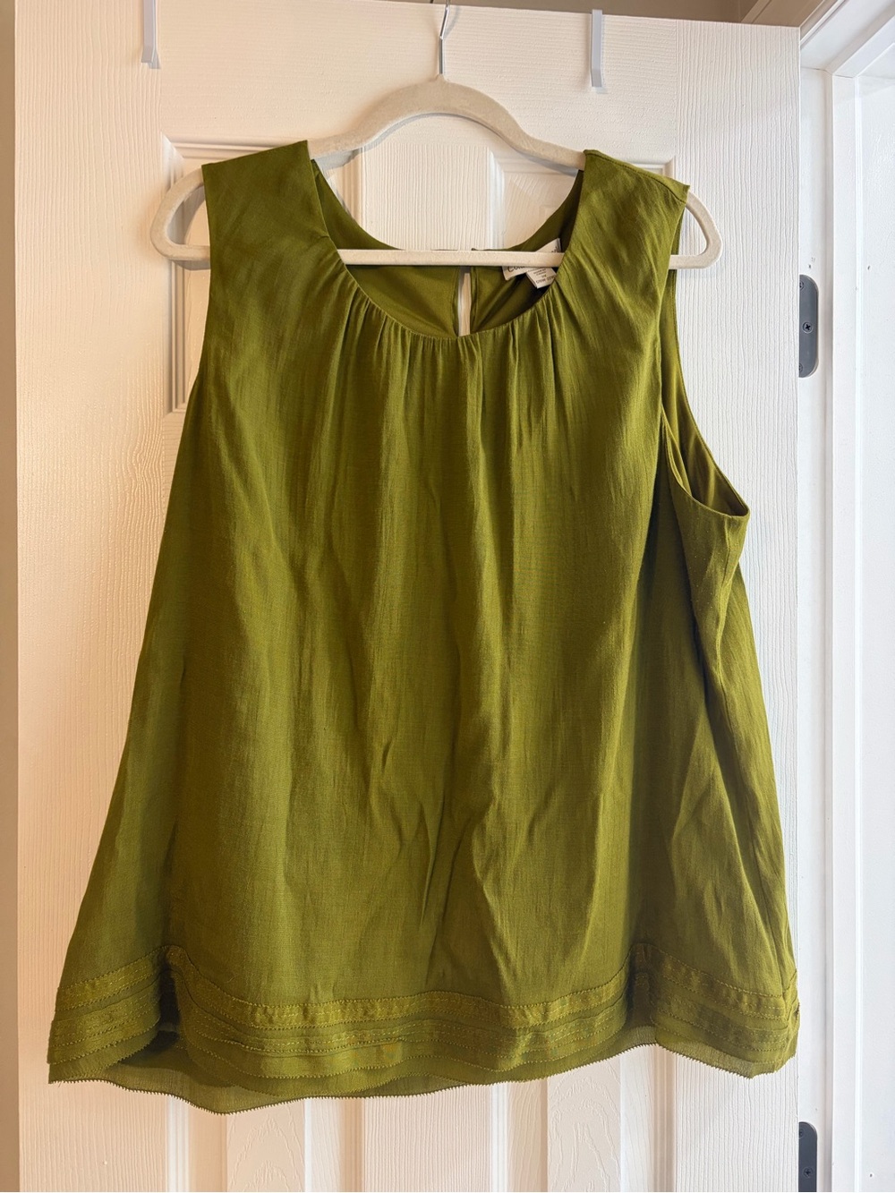 Coldwater Creek Sleeveless Olive Green Women’s Top